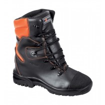 Forest Guard S3 WR HRO SRC Bocanci de protectie- piele neteda de bovina, hidrofobizata si tesatura stratificata antitaiere; bombeu metalic; lamela nemetalica